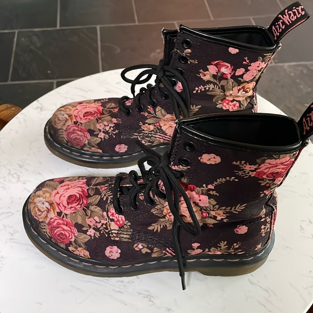 Doc Martens AirBoots Victorian Rose Floral on Brown 8 Hole Perfect